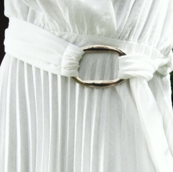 NWT Zara Crossover pleated dress ( SIZE S) - Picture 3 of 7